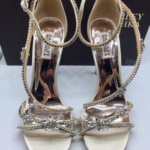 Badgley Mischka hodge strappy sandal